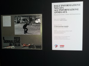 Colofon mostra Informazione negata Informazione annegata