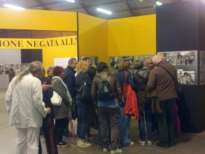 Visita guidata mostra Informazione Negata Informazione Annegata